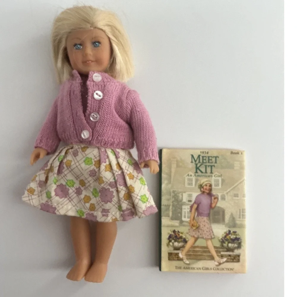 American Girl Kit Kittredge Mini Doll 6.5 inch with Meet Kit Book 1934 Outfit